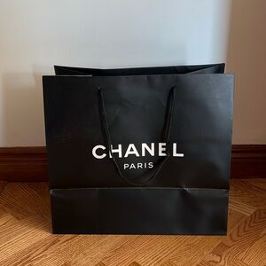 Chanel shopping bag